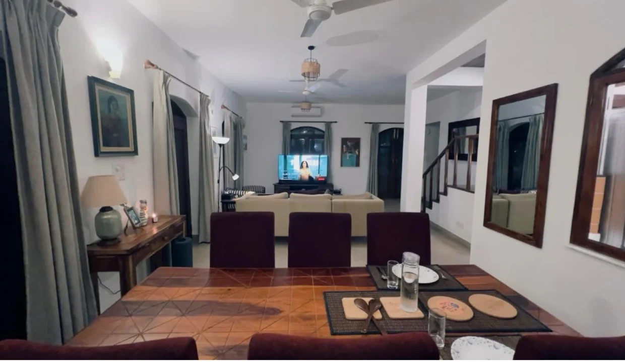 4bhk-River facing villa-for-sale-in-goa-goa-villa-goa-properties-villa-for-rent-luxury-villas-house-for-sale-in-goa-plots-for-sale-farmhouse-in-goa-goa-listings (2)