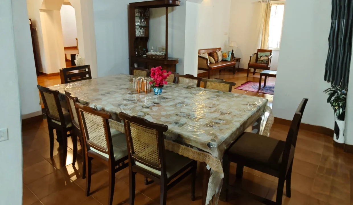 4bhk-old-portuguese-villa-for-sale-in-goa-goa-villa-goa-properties-villa-for-rent-luxury-villas-house-for-sale-in-goa-plots-for-sale-farmhouse-in-goa-goa-listings (7)