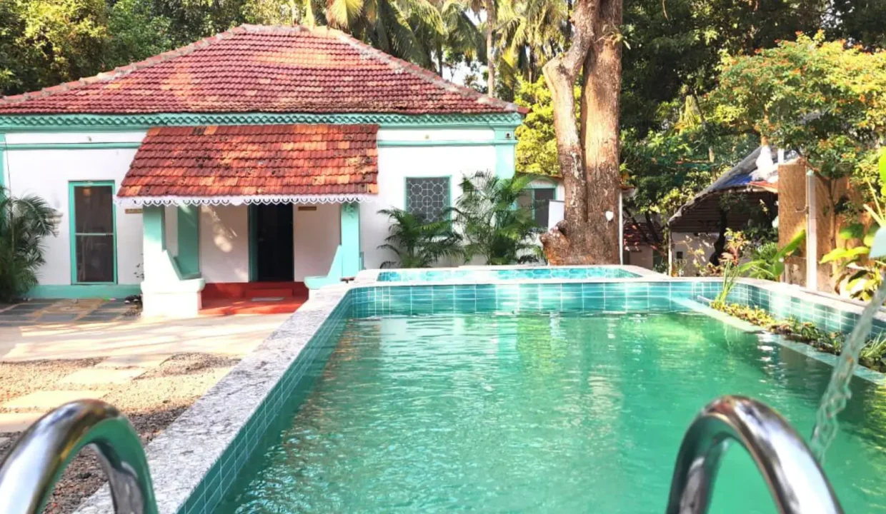 7BHK-portuguese-villa-for-sale-in-goa-goa-villa-goa-properties-villa-for-rent-luxury-villas-house-for-sale-in-goa-plots-for-sale-farmhouse-in-goa-goa-listings (5)